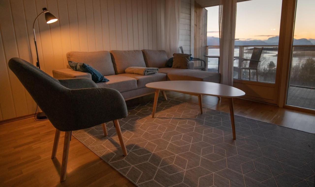 Destination Senja - Stonglandseidet Apartment Luaran gambar