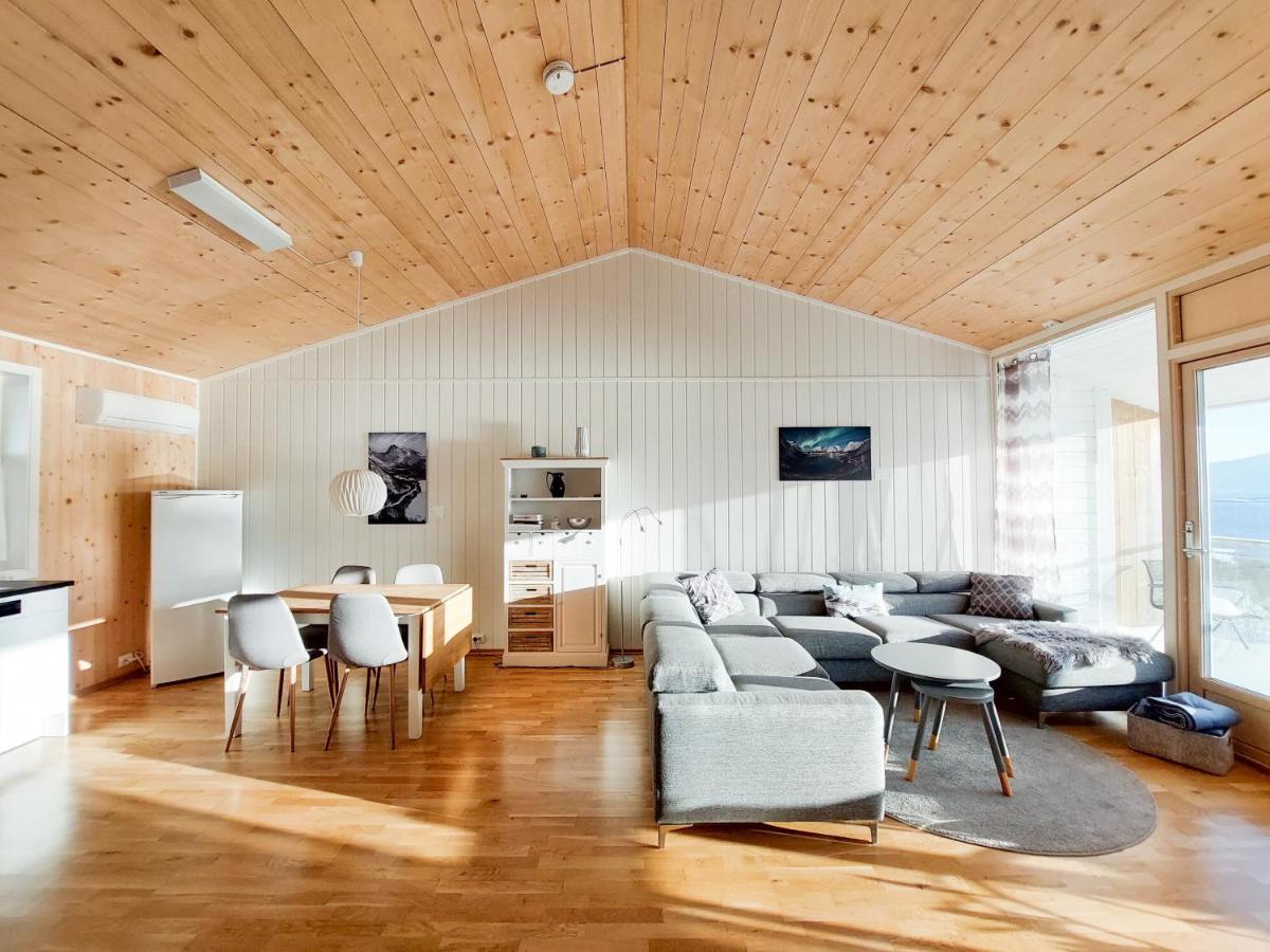 Destination Senja - Stonglandseidet Apartment Luaran gambar
