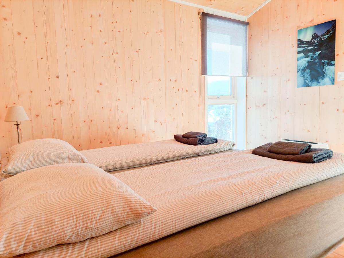 Destination Senja - Stonglandseidet Apartment Luaran gambar