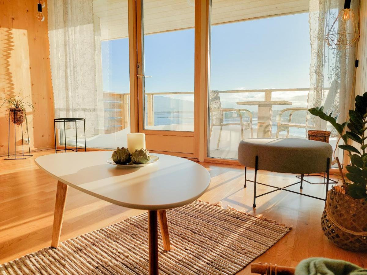 Destination Senja - Stonglandseidet Apartment Luaran gambar