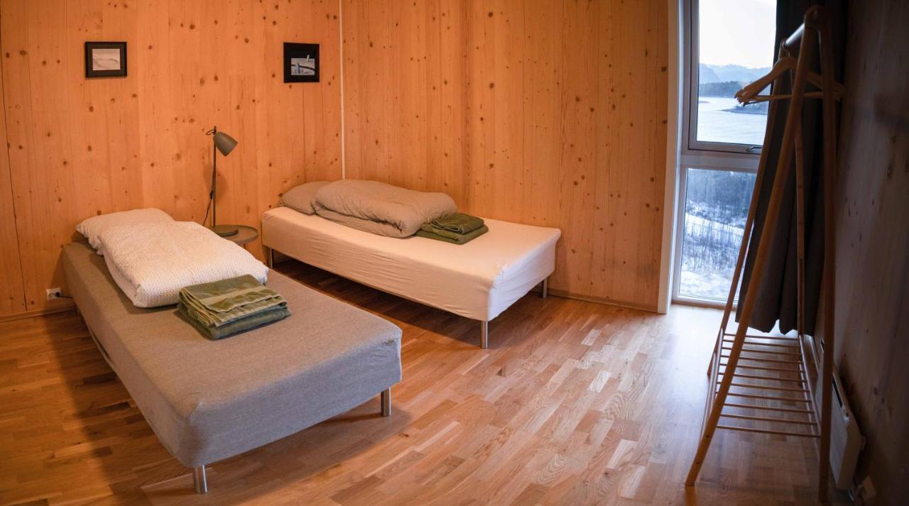 Destination Senja - Stonglandseidet Apartment Luaran gambar