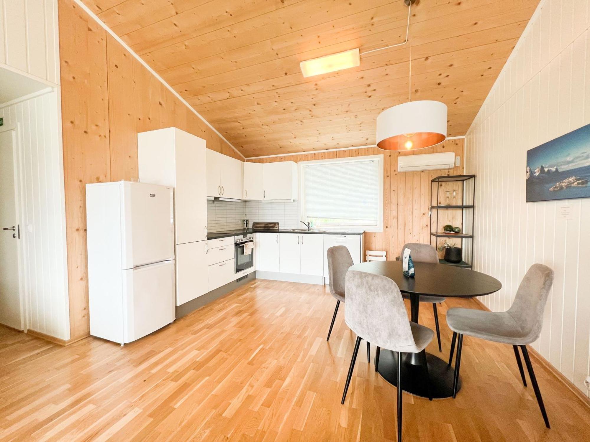 Destination Senja - Stonglandseidet Apartment Luaran gambar