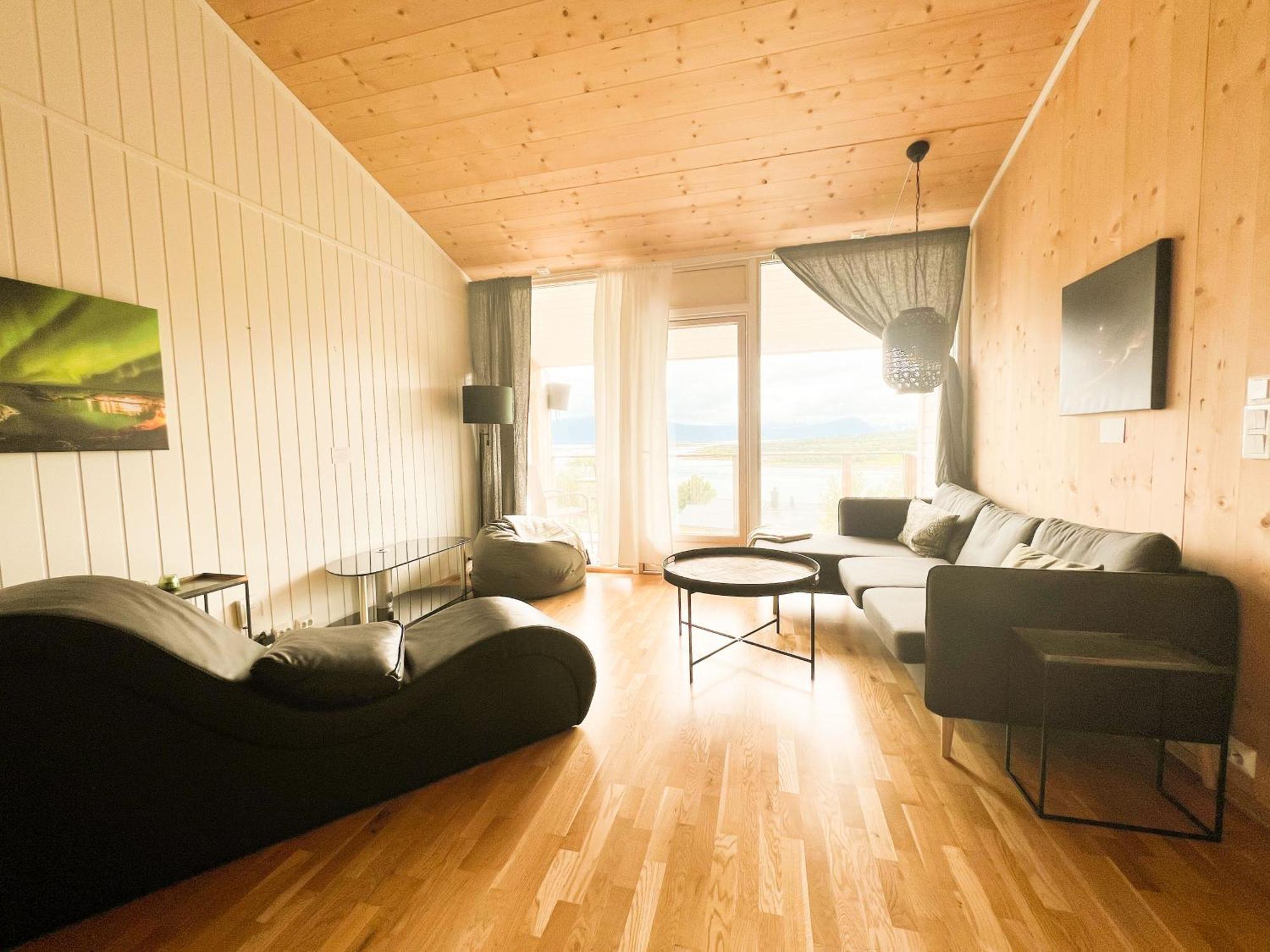 Destination Senja - Stonglandseidet Apartment Luaran gambar